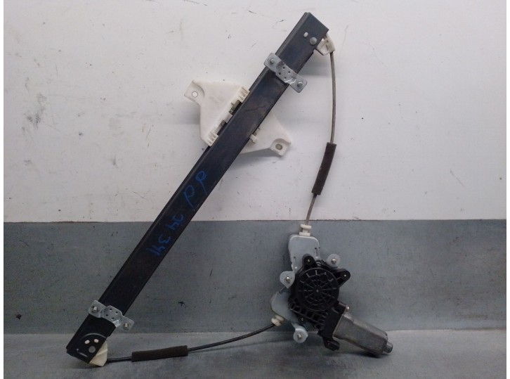 Recambio de elevalunas delantero derecho para ssangyong rodius i 2.7 xdi referencia OEM IAM 7234021000 7234021000 