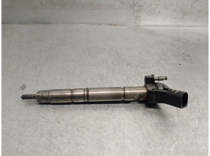 Recambio de inyector para audi q7 (4l) 3.0 v6 24v tdi referencia OEM IAM 059130277CD 0445117022