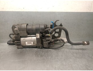 Recambio de bomba suspension para porsche cayenne (92a) 3.0 diesel referencia OEM IAM 7P0616006E 95835890100 15150000523