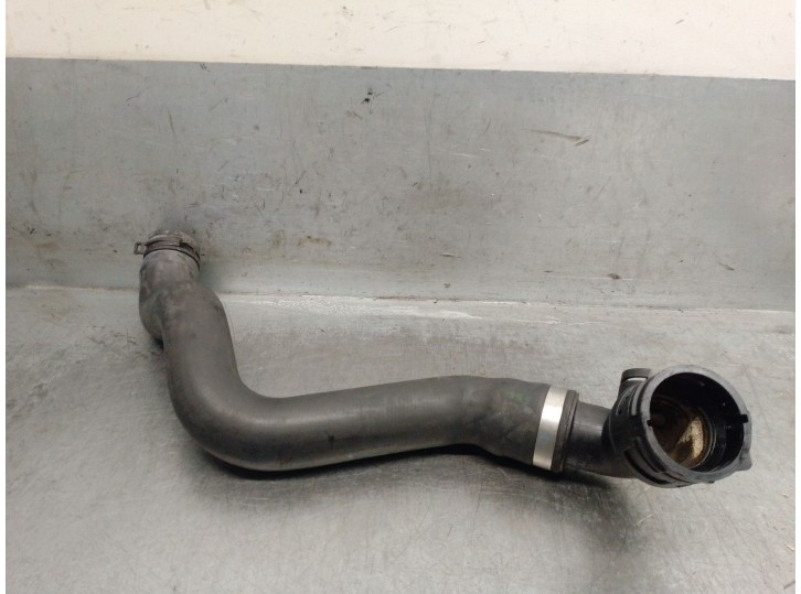 Recambio de tubo para audi q7 (4l) 3.0 v6 24v tdi referencia OEM IAM 7L8121051 7L8121051 