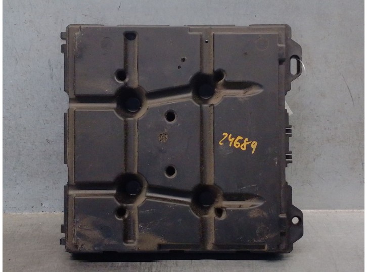 Replacement comfort module for Seat Ibiza IV ST (6J8, 6P8) 1.6 TDI OEM IAM reference 6R0937087P 