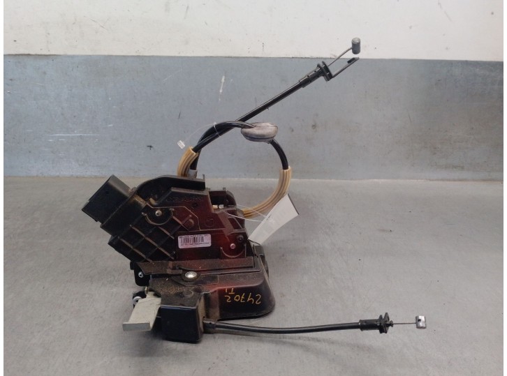 Replacement rear left door lock for Ford Focus Lim. (CB4) 1.8 TDCi turbodiesel cat OEM IAM reference 4M5AA26413