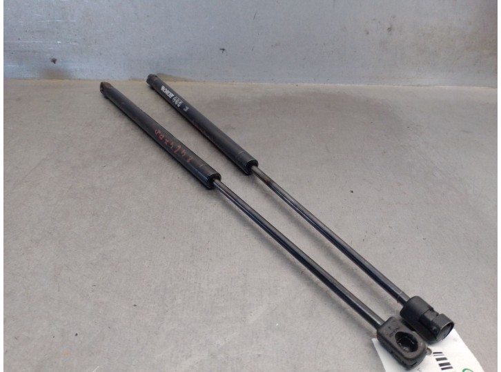 Recambio de amortiguadores capo para volkswagen touareg (7la) 2.5 tdi referencia OEM IAM 7L6823359B 7L6823359B 