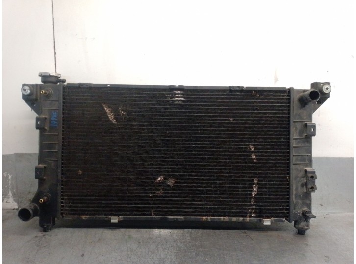 Recambio de radiador agua para chrysler voyager (gs) 3.8 v6 cat referencia OEM IAM 4682626 4682626 