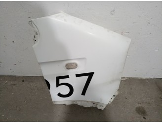 Recambio de aleta delantera derecha para opel movano a furgoneta (x70) 2.5 dti (fd) referencia OEM IAM 4405437 4405437 