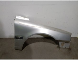 Recambio de aleta delantera derecha para volvo s80 berlina 2.5 d referencia OEM IAM 8679353 8679353 