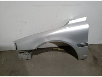 Recambio de aleta delantera izquierda para volvo s80 berlina 2.5 d referencia OEM IAM 8679352 8679352 