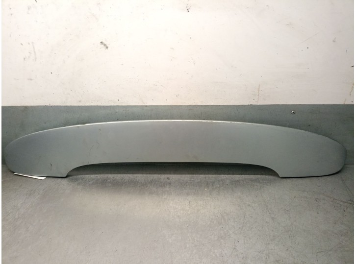 Recambio de aleron trasero para ford fiesta (dx) 1.3 cat referencia OEM IAM 96FBB44210CB 1072958 