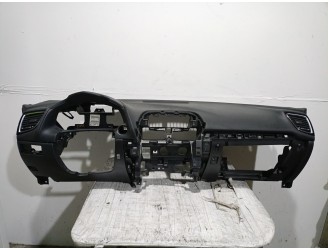 Recambio de salpicadero para mazda 3 (bm, bn) 2.2 d referencia OEM IAM BHN16035002 BHN16035002 