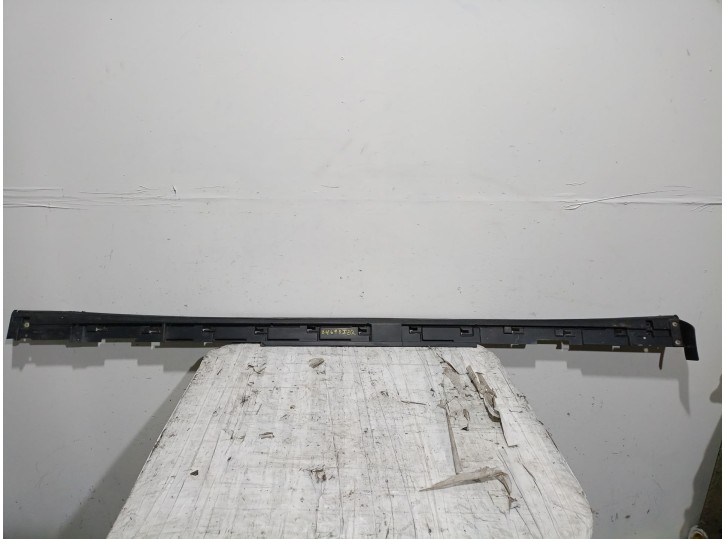 Recambio de faldon lateral para mazda 3 (bm, bn) 2.2 d referencia OEM IAM BHS250490A BHS250490A 