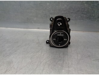 Replacement mirror control for Hyundai i40 1.7 CRDi CAT OEM IAM reference 39R4801280 