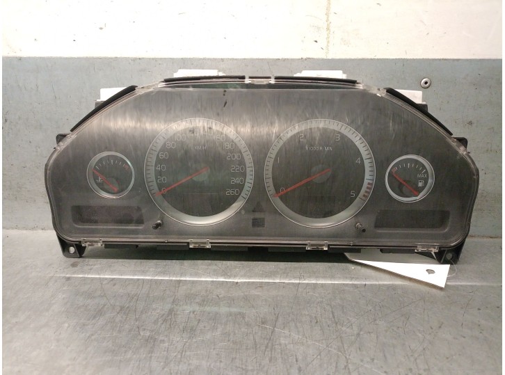 Recambio de cuadro instrumentos para volvo xc90 2.4 diesel cat referencia OEM IAM 30765607 36050532 