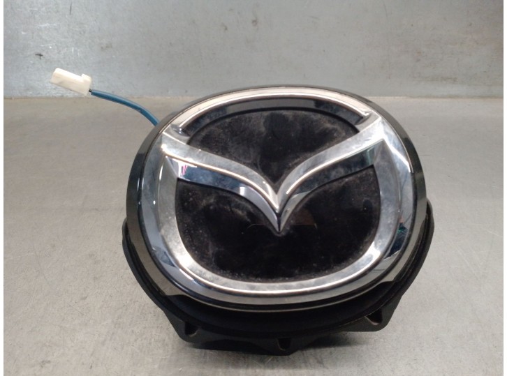 Recambio de maneta exterior porton para mazda 3 hatchback (bp) 2.0 skyactiv-g m hybrid referencia OEM IAM BDMT50854 BDMT51730E 