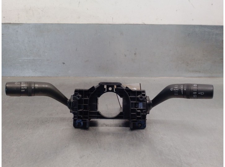 Recambio de mando luces para mazda 3 hatchback (bp) 2.0 skyactiv-g m hybrid referencia OEM IAM BDEL66122 BDEL66122 