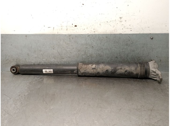 Recambio de amortiguador trasero izquierdo para mazda 3 hatchback (bp) 2.0 skyactiv-g m hybrid referencia OEM IAM BCKE28700E BCK