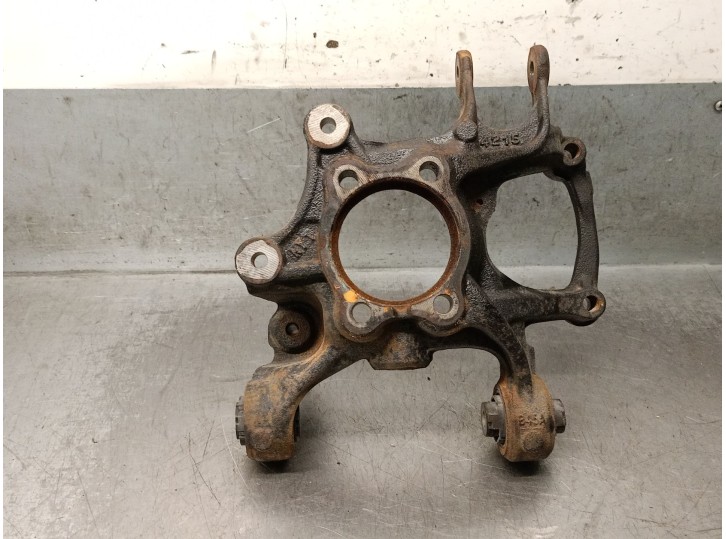 Recambio de mangueta trasera derecha para mazda 3 (bm, bn) 2.2 d referencia OEM IAM B45A2611X B45A2611X 