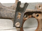 Recambio de mangueta trasera derecha para mazda 3 (bm, bn) 2.2 d referencia OEM IAM B45A2611X B45A2611X 