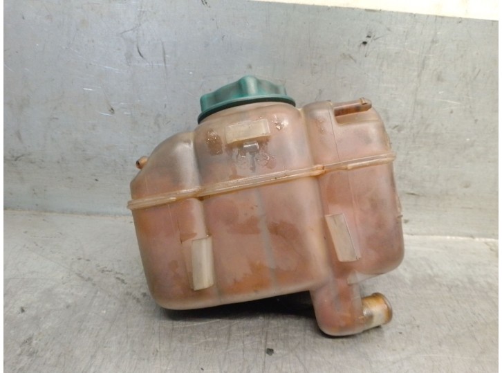 Recambio de deposito expansion para volvo s80 berlina 2.5 d referencia OEM IAM 9142716 30741973 