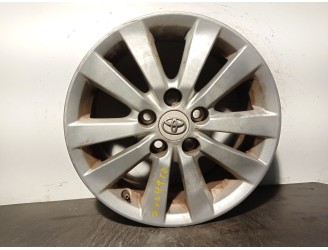Recambio de llanta para toyota corolla (e15) 2.0 turbodiesel cat referencia OEM IAM 4261112A20 R16X61/2J45 