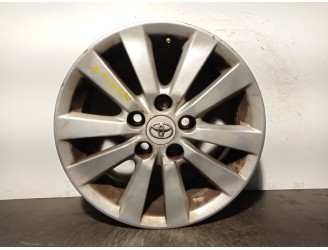 Recambio de llanta para toyota corolla (e15) 2.0 turbodiesel cat referencia OEM IAM 4261112A20 R16X61/2J45 