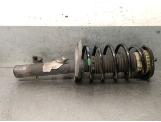 Recambio de amortiguador delantero derecho para peugeot 207 16v referencia OEM IAM 520862 520862 