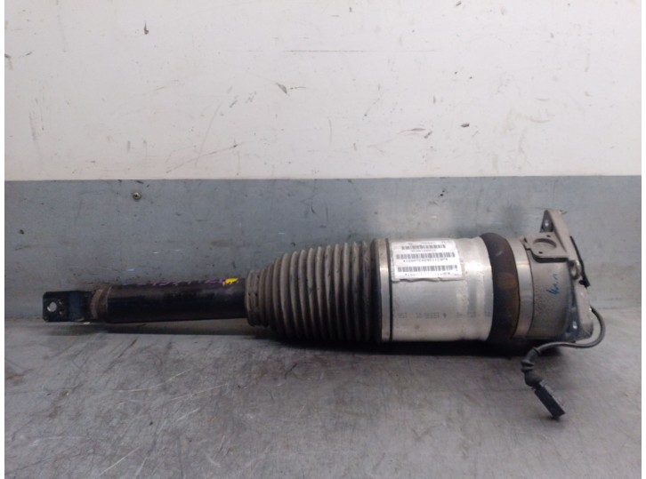 Recambio de amortiguador trasero izquierdo para audi a8 (4e2) 3.0 tdi quattro referencia OEM IAM 4E0616001E 4E0616001R 