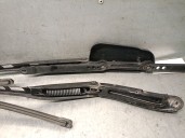 Recambio de brazo limpia delantero derecho para mercedes-benz gle (w166) 250 d 4-matic (166.004) referencia OEM IAM A1668200944 