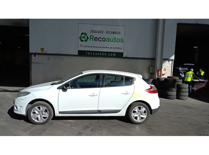 renault megane iii berlina 5p del año 2011