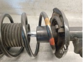Recambio de amortiguador delantero izquierdo para mazda 3 hatchback (bp) 2.0 skyactiv-g m hybrid referencia OEM IAM BDEN34900 BD