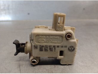 Recambio de motor cierre centralizado porton para volkswagen bora variant (1j6) 1.9 tdi referencia OEM IAM 3B0959781C 3B0959781C