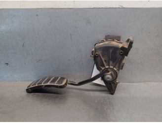 Recambio de potenciometro pedal para opel movano a furgoneta (x70) 2.5 dti (fd) referencia OEM IAM 7700314525 4403516 