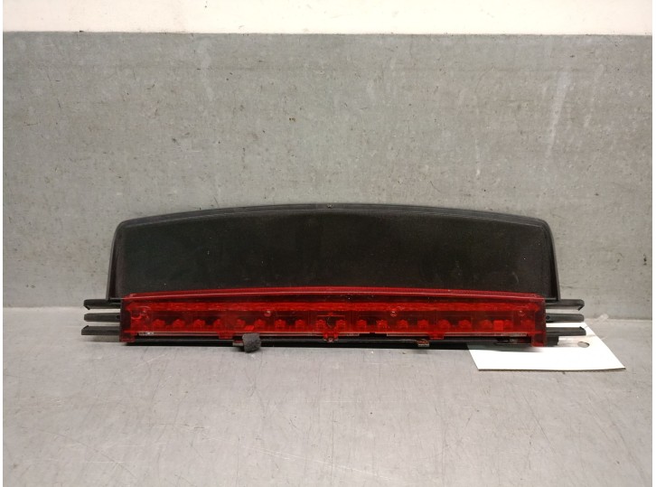 Recambio de luz central de freno para audi a6 berlina (4f2) 3.0 v6 24v tdi referencia OEM IAM 4F5945097A 4F5945097A 