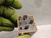 Recambio de rele para land rover range rover iii (l322) 3.6 d 4x4 referencia OEM IAM 61368384505 61368384505 