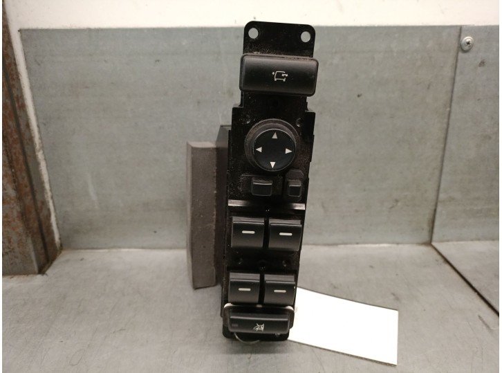 Recambio de mando elevalunas delantero derecho para land rover range rover iii (l322) 3.6 d 4x4 referencia OEM IAM 7H4214540DB Y