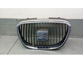 Recambio de rejilla delantera para seat leon (1p1) 1.9 tdi referencia OEM IAM 5P0853651A 5P0853651A 