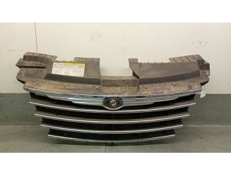 Recambio de rejilla delantera para chrysler grand voyager (rg) 2.8 crd referencia OEM IAM 04857804AB 4857986AB 