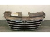Recambio de rejilla delantera para chrysler grand voyager (rg) 2.8 crd referencia OEM IAM 04857804AB 4857986AB 