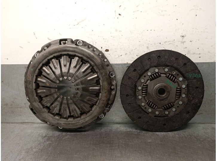 Replacement clutch kit for Ford C-Max II (DXA/CB7, DXA/CEU) 1.0 EcoBoost OEM IAM reference DS7G7540BD 2249997 