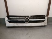 Recambio de rejilla delantera para opel movano a furgoneta (x70) 2.5 dti (fd) referencia OEM IAM 8200233763 4501286 