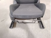 Recambio de asiento delantero derecho para mazda 3 (bm, bn) 2.2 d referencia OEM IAM BJE402 