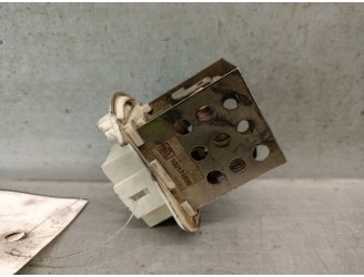 Recambio de resistencia calefaccion para opel movano a furgoneta (x70) 2.5 dti (fd) referencia OEM IAM D6064002 4415550 