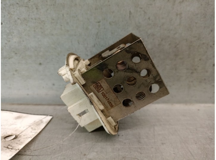 Recambio de resistencia calefaccion para opel movano a furgoneta (x70) 2.5 dti (fd) referencia OEM IAM D6064002 4415550 
