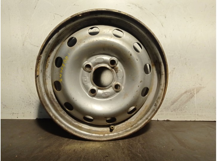 Recambio de llanta para renault twingo (co6) 1.3 cat referencia OEM IAM 7700823528 R134.50BX13FHET36 