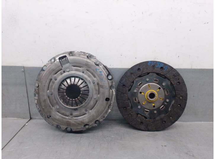 Recambio de kit embrague para opel mokka x 1.6 cdti dpf referencia OEM IAM 55576344 664299 