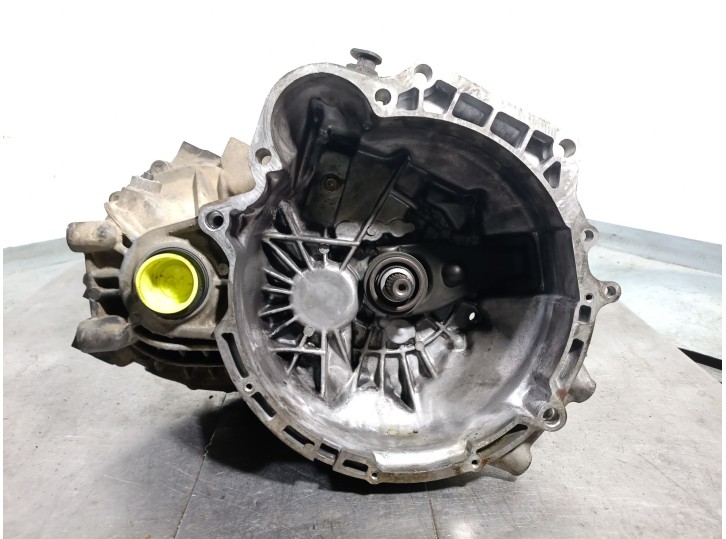 Recambio de caja cambios para hyundai accent ii (lc) 1.3 referencia OEM IAM HY2073 4300022753D 284841