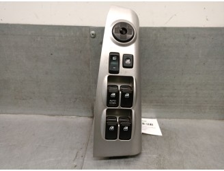 Recambio de mando elevalunas delantero izquierdo para kia sportage ii (je_, km_) 2.0 i 16v referencia OEM IAM 935701F370SS 93570