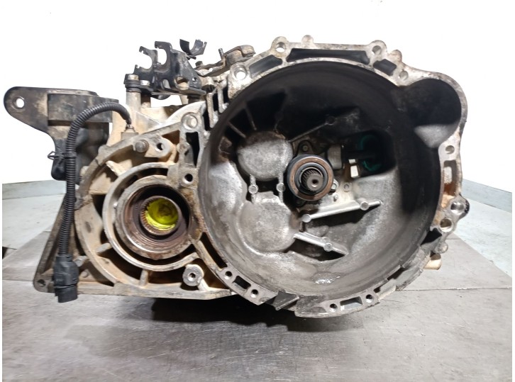 Recambio de caja cambios para hyundai tucson (jm) 2.0 crdi cat referencia OEM IAM S614JE 4300024381 059127