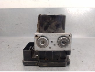 Recambio de abs para renault megane iii berlina 5p 1.5 dci diesel fap referencia OEM IAM 476601563R 476604304R 