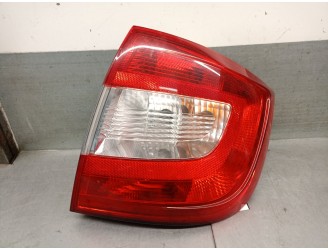 Recambio de piloto trasero derecho para skoda rapid (nh3, nk3, nk6) 1.2 tsi referencia OEM IAM 5JH945112 5JH945112 