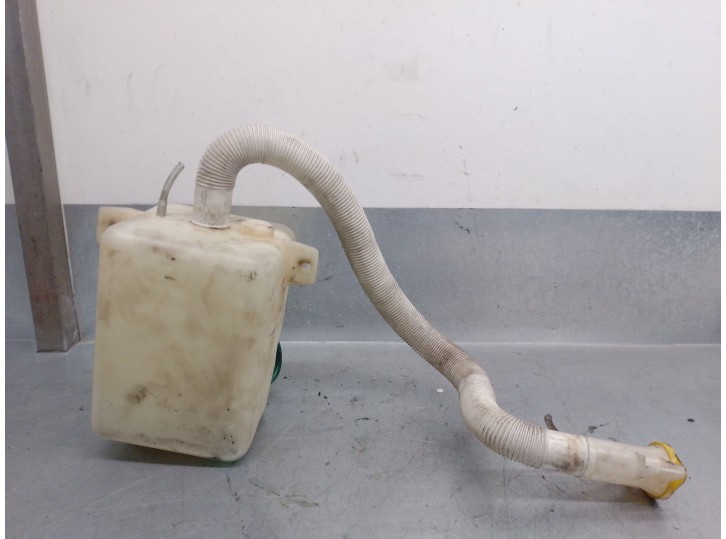 Recambio de deposito limpia para tata indica 2006 1.4 63 kw referencia OEM IAM 475SI48 